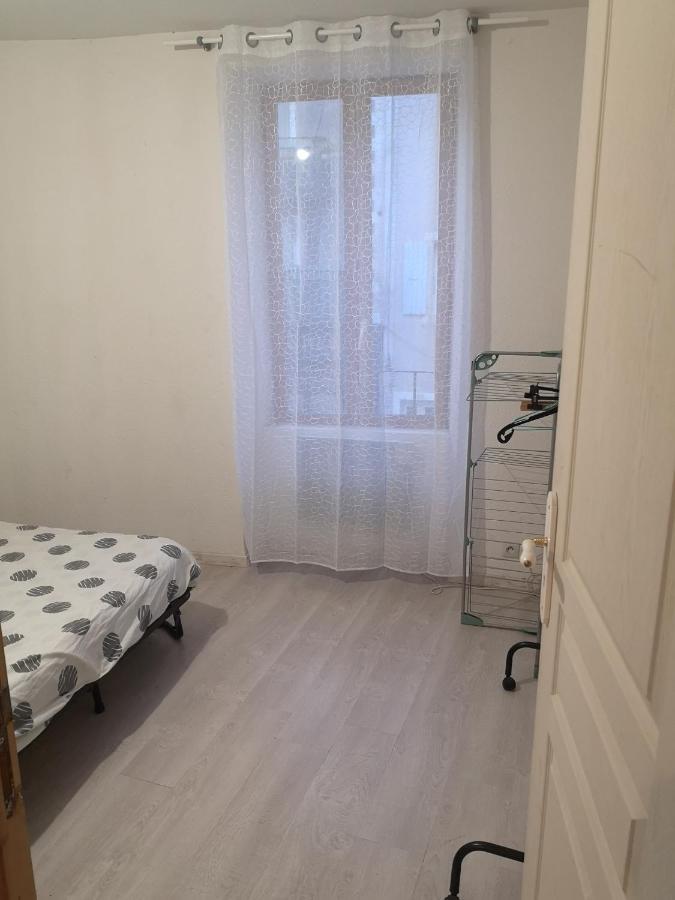 F1 1Er Etage 3 Personnes Lejlighed Aubenas Eksteriør billede